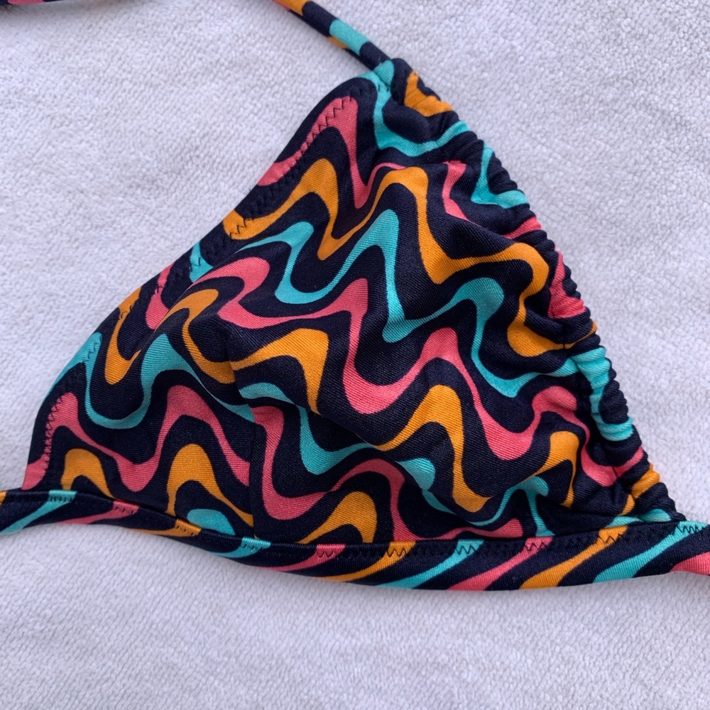 H&M string bikini set with adjustable stra… - Picture 2 of 6